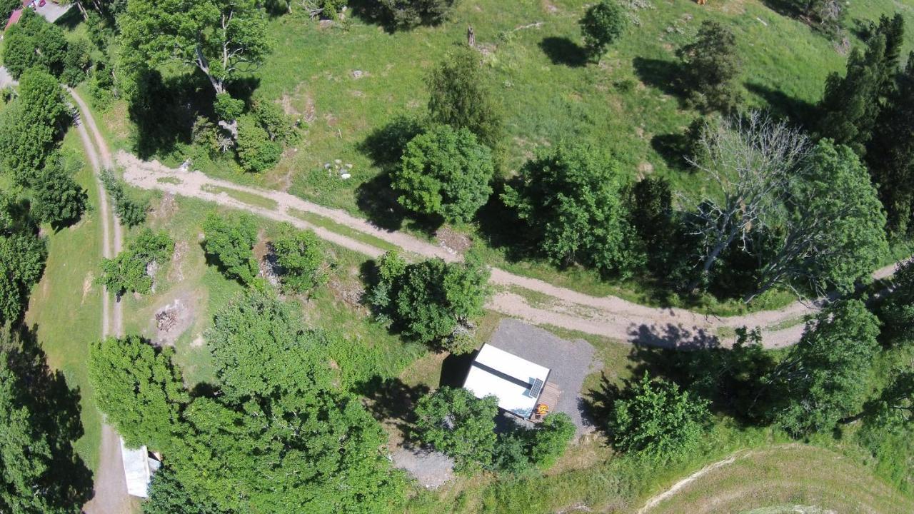 Liten Enklare Klimatsmart Stuga I Roslagen Östhammar 外观 照片