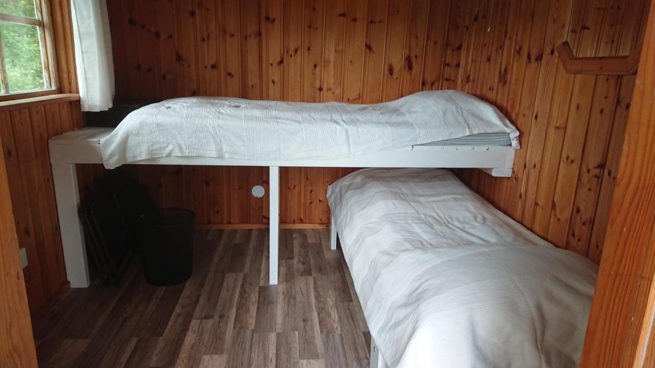 Liten Enklare Klimatsmart Stuga I Roslagen Östhammar 外观 照片